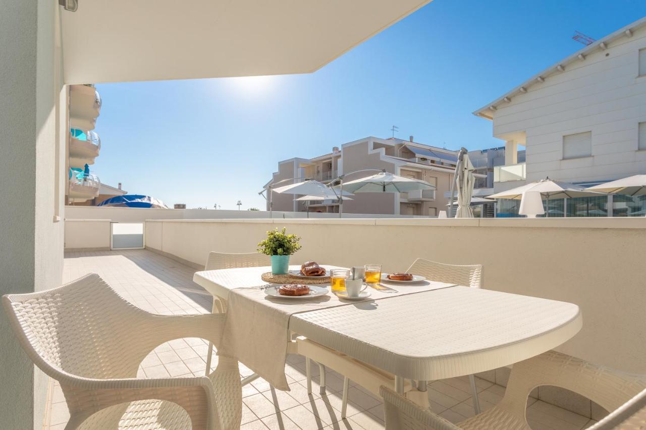 Case Vacanze Blue Bay Resort Roseto Degli Abruzzi Eksteriør bilde