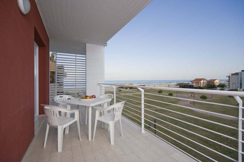 Case Vacanze Blue Bay Resort Roseto Degli Abruzzi Eksteriør bilde